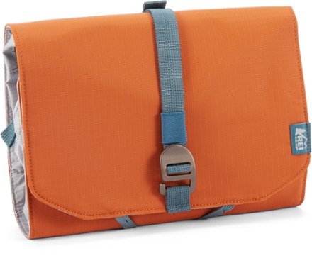 best flat toiletry bag