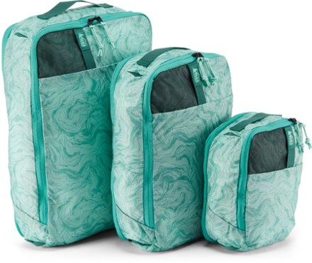 Rei store travel cubes