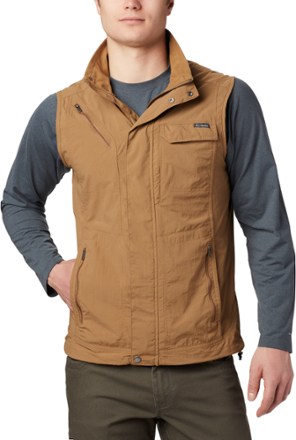 Columbia Men's Silver Ridge Omni Shade V-Neck Utility Vest