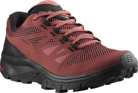 nike women's hiking shoes waterproof