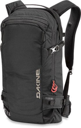 dakine poacher 14l backpack review