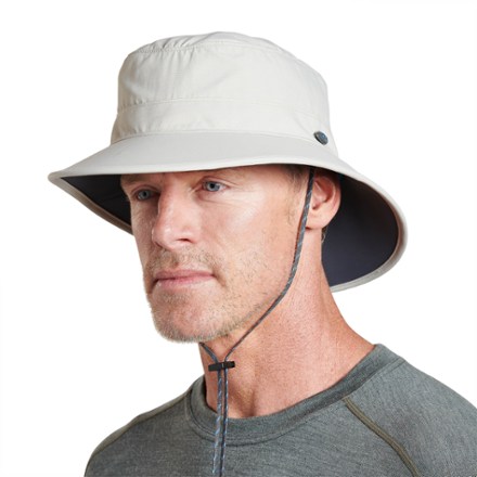 male sun hat