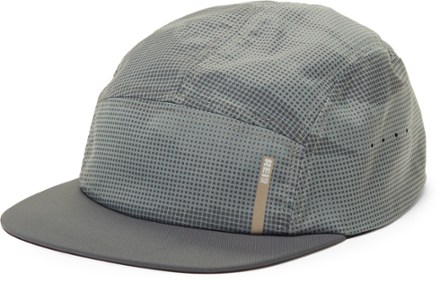 Rei running sale cap