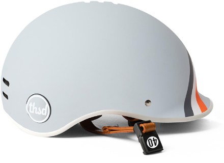 thousand helmet near me