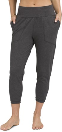 prana mahala jogger