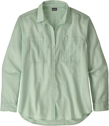 Patagonia women's best sale button down shirt