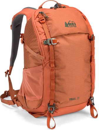 Trail shop 25 backpack