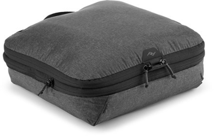 Thule Compression Packing Cube - Medium: Enhance Your Luggage Capacity –  BrandsWalk