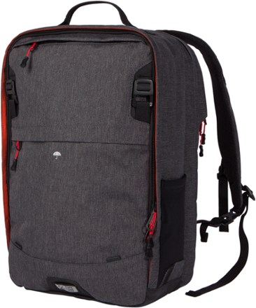 Two wheel clearance gear pannier backpack