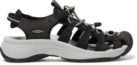 Keen whisper hot sale water shoes