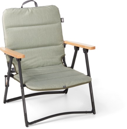 Outward Low Padded Lawn Chair