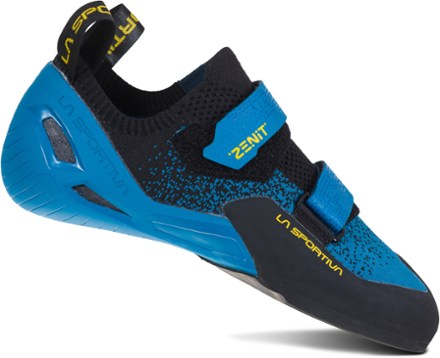 Rei store climbing shoes