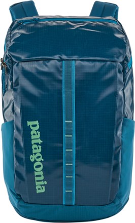 Black Hole 23L Travel Pack - Women's