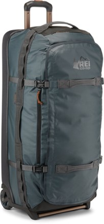 Rolling duffel bag with cheap backpack straps