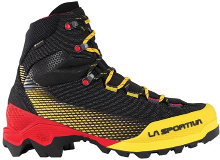 La Sportiva Men's Aequilibrium ST GTX Mountaineering Boots