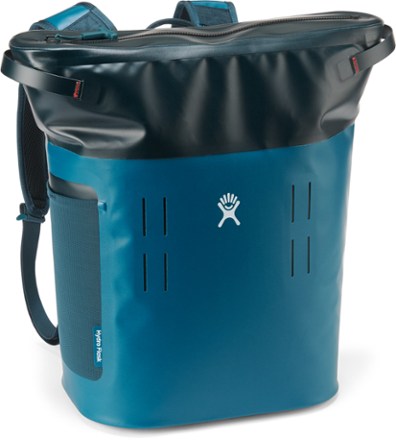 HydroFlask 26L Day Escape Tote Review - Peak Mountaineering