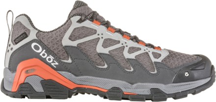 hiking shoes outlet