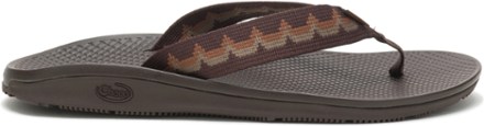 Rei chaco best sale flip flops