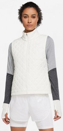 Nike Therma-FIT Women's Synthetic-Fill Running Gilet. Nike CA