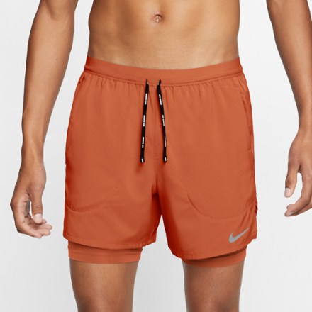 Nike 2 in 1 shorts 5 inch deals