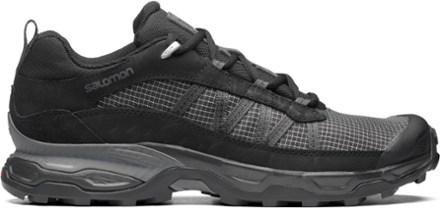 Salomon shelter low clearance adv