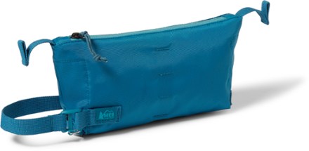 Rei store toiletry bag