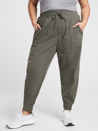 Athleta joggers hot sale womens