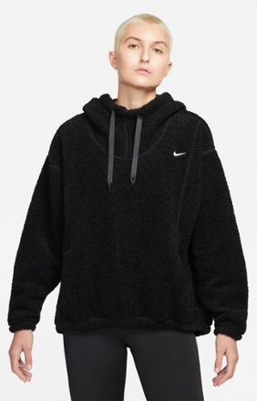 Fuzzy nike pullover hot sale