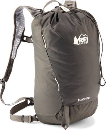 Rei flash store 18 backpack