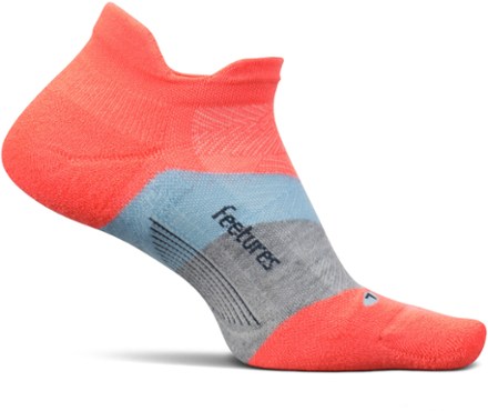 Feetures Elite Max Cushion No-Show Tab Socks