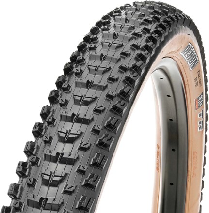 Maxxis Rekon Tire