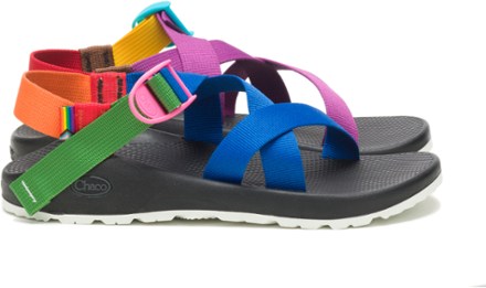 Chacos on sale rei outlet