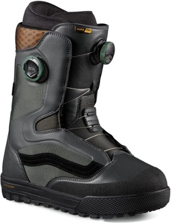 Vans mens aura store snowboard boot