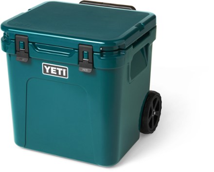 Yeti best sale roadie capacity