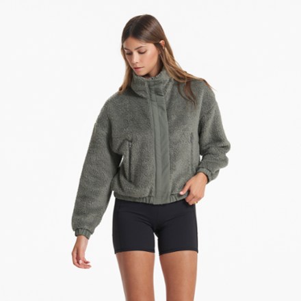 Cozy Sherpa Fleece Jacket - Women's