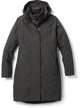 Patagonia Women's Silent Down Jacket l Bill & Paul's l Grand Rapids, MI