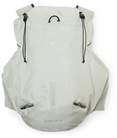 Norvan hydration outlet vest