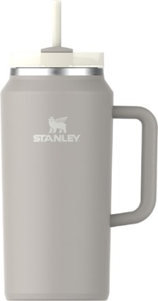 Iceflow Flip Straw Jug  64 OZ – Outdoor Essential Gear