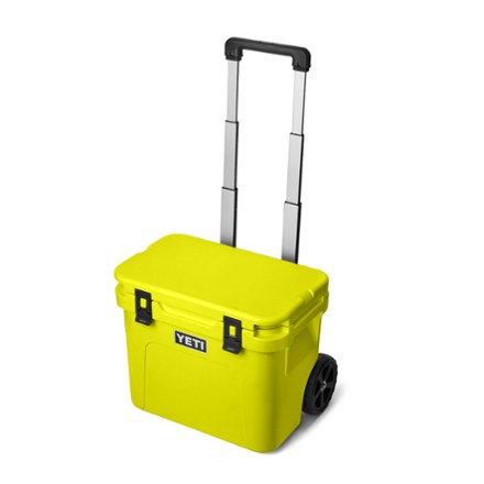 YETI Roadie 32 Wheeled Cooler