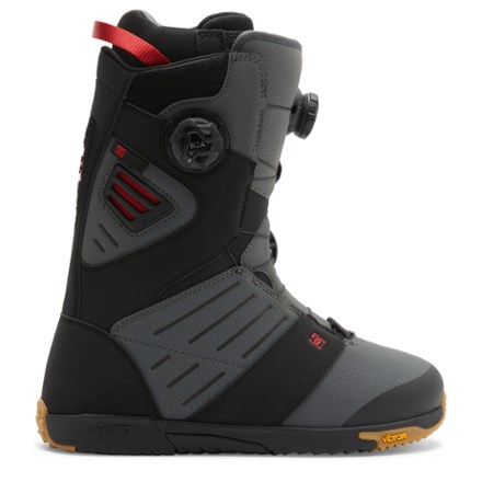 DC Men's Judge Snowboard Boots