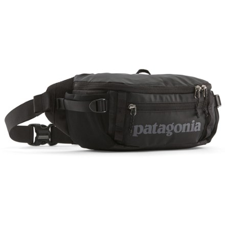 There's a newer version of Patagonia Black Hole Waist Pack 5 L