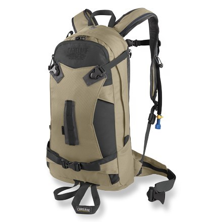 Menace Hydration Ski Pack 70 oz