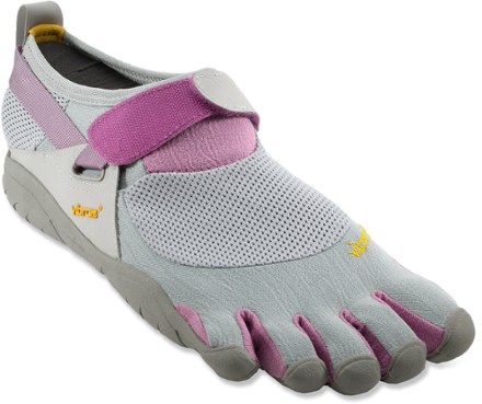 FiveFingers Capri - Dressy Toe Shoes on Tap for 2013 from Vibram -  BirthdayShoes