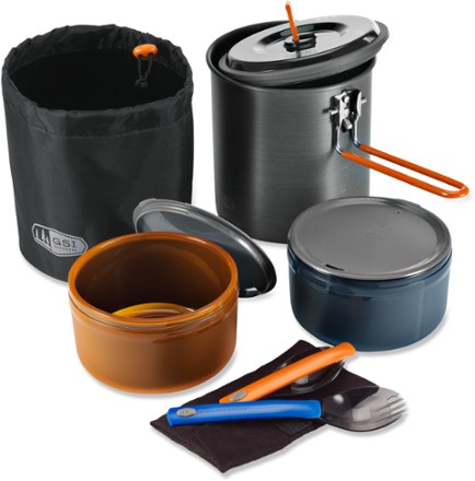 Below is the newest version of GSI Outdoors Halulite Microdualist Cookset