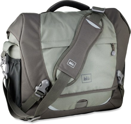 Messenger bag with store water bottle pocket