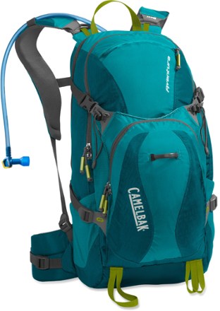 Camelbak hiking clearance bag