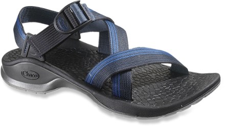 mens sandals like chacos