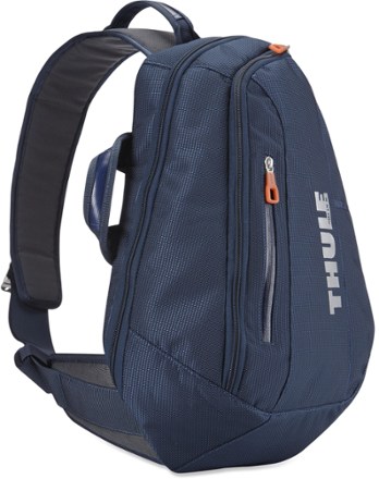 thule laptop sling bag