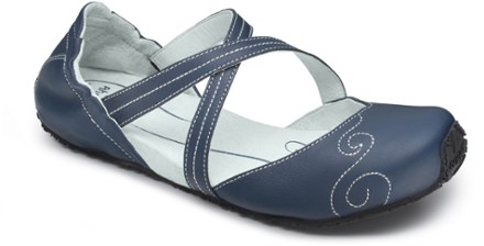 Ahnu on sale karma flats