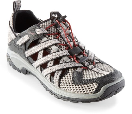 chaco water shoes mens